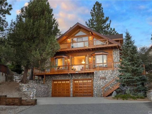 exterior cabin rental in Big Bear 